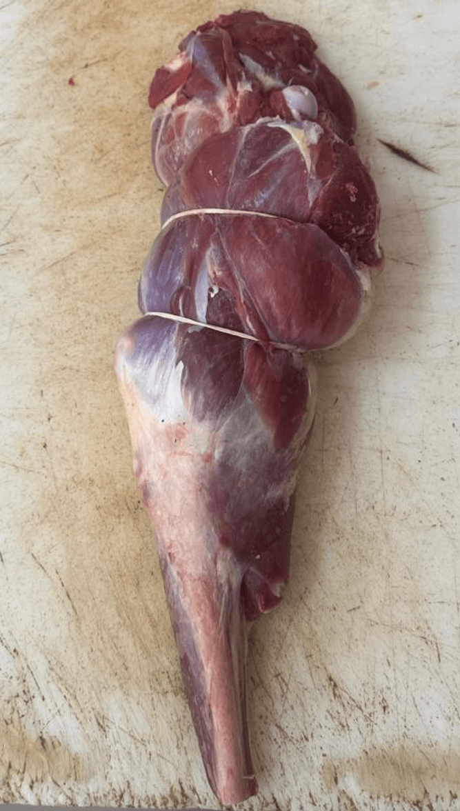 Gigot d'agneau  1,200 KG