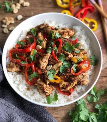 Plat Poulet Thaï