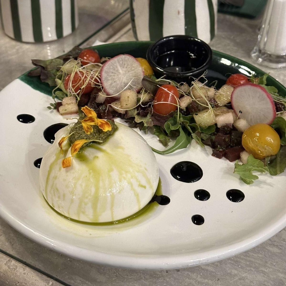 Buratta, tomates rôties