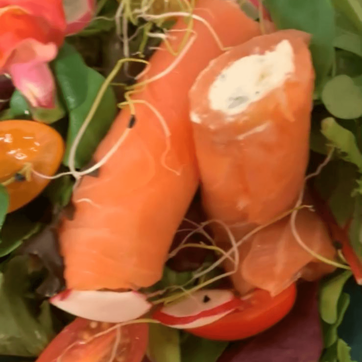 Avocado toast et saumon