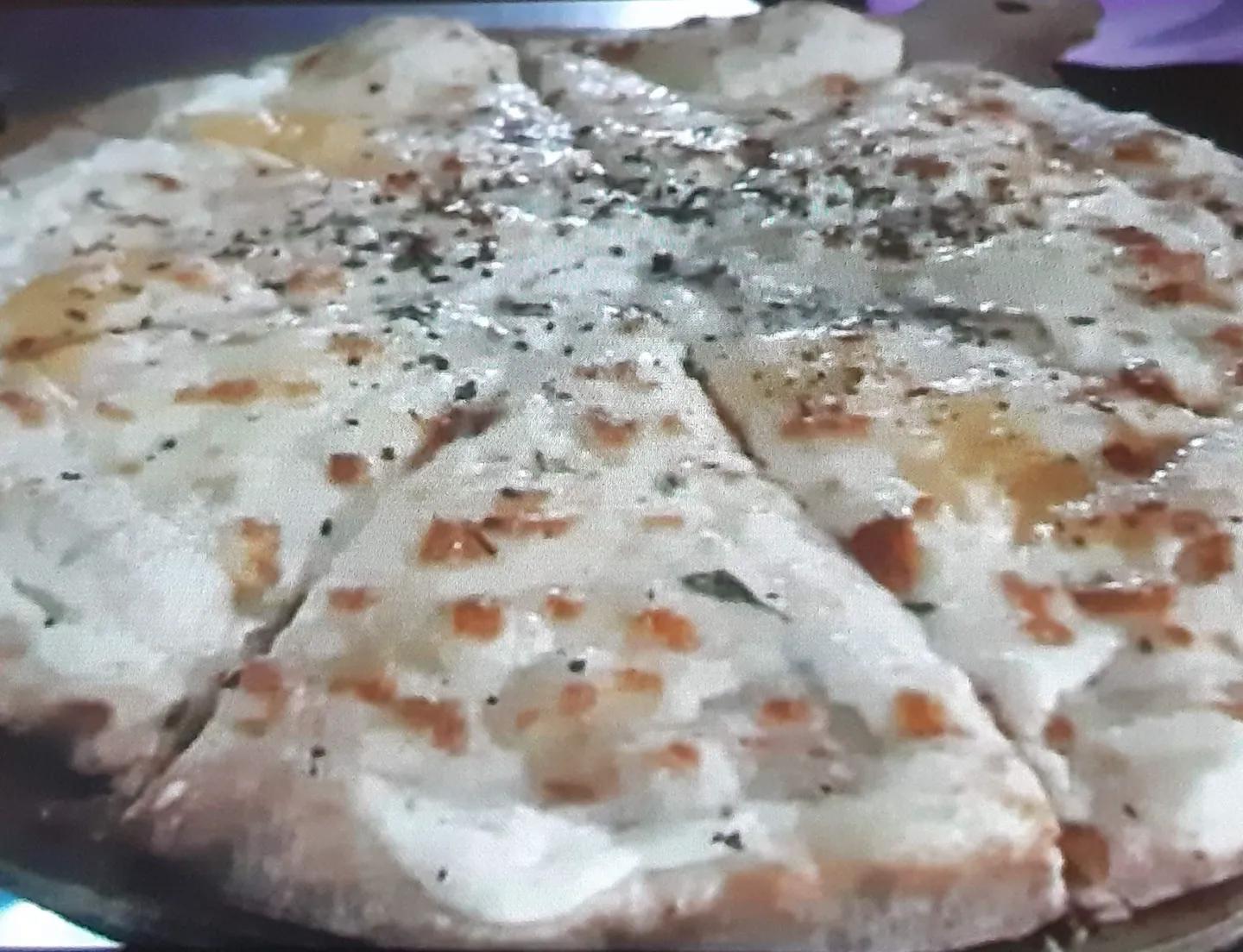 Pizza 4 Fromages