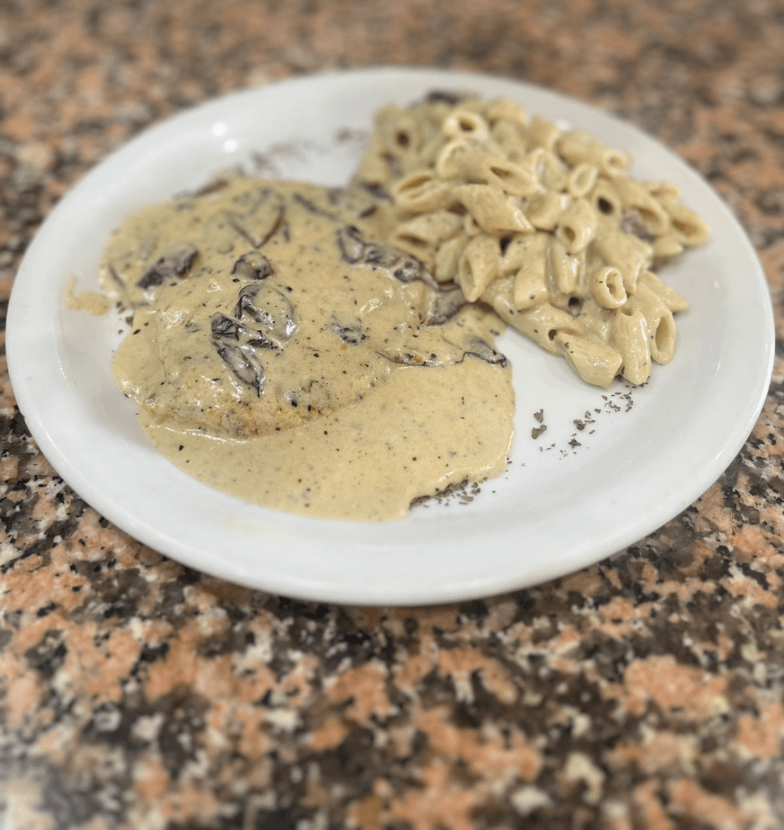 Plat Escalope à la sauce blanche