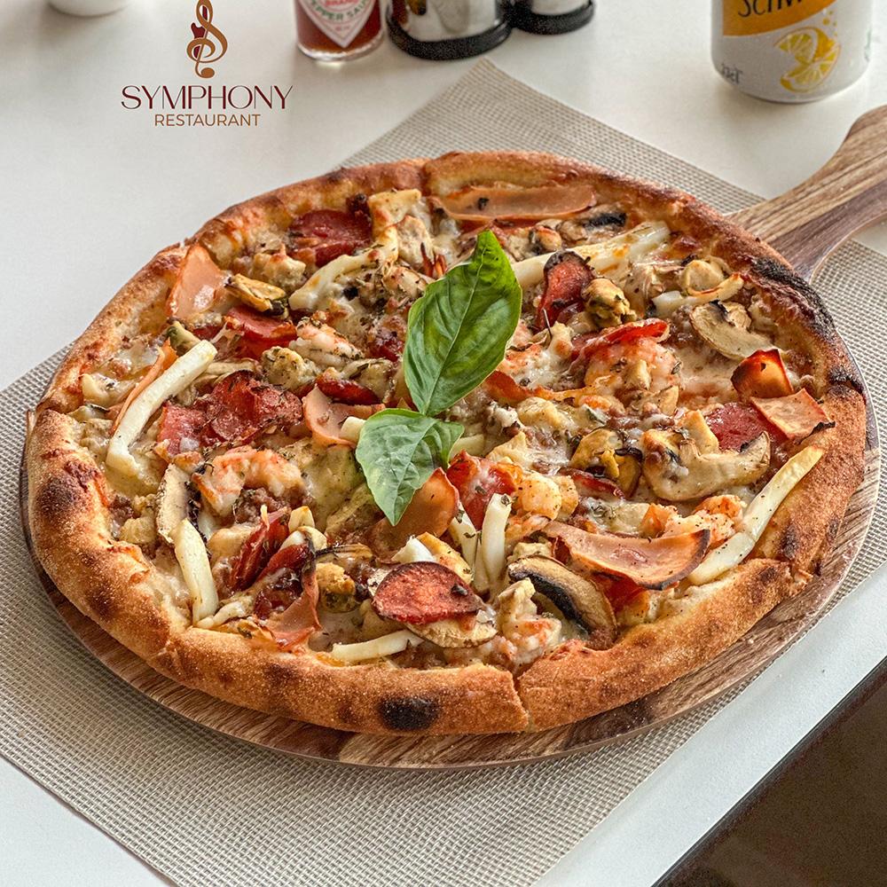 Pizza Symphony Royale