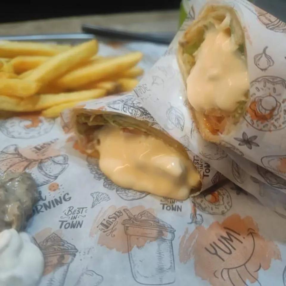 Rolls Pepperoni