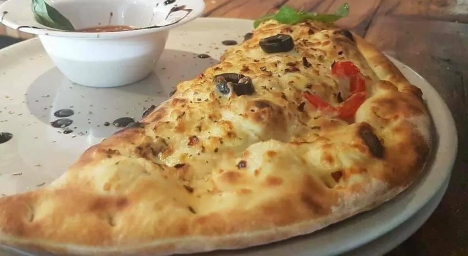 Calzone Bianco