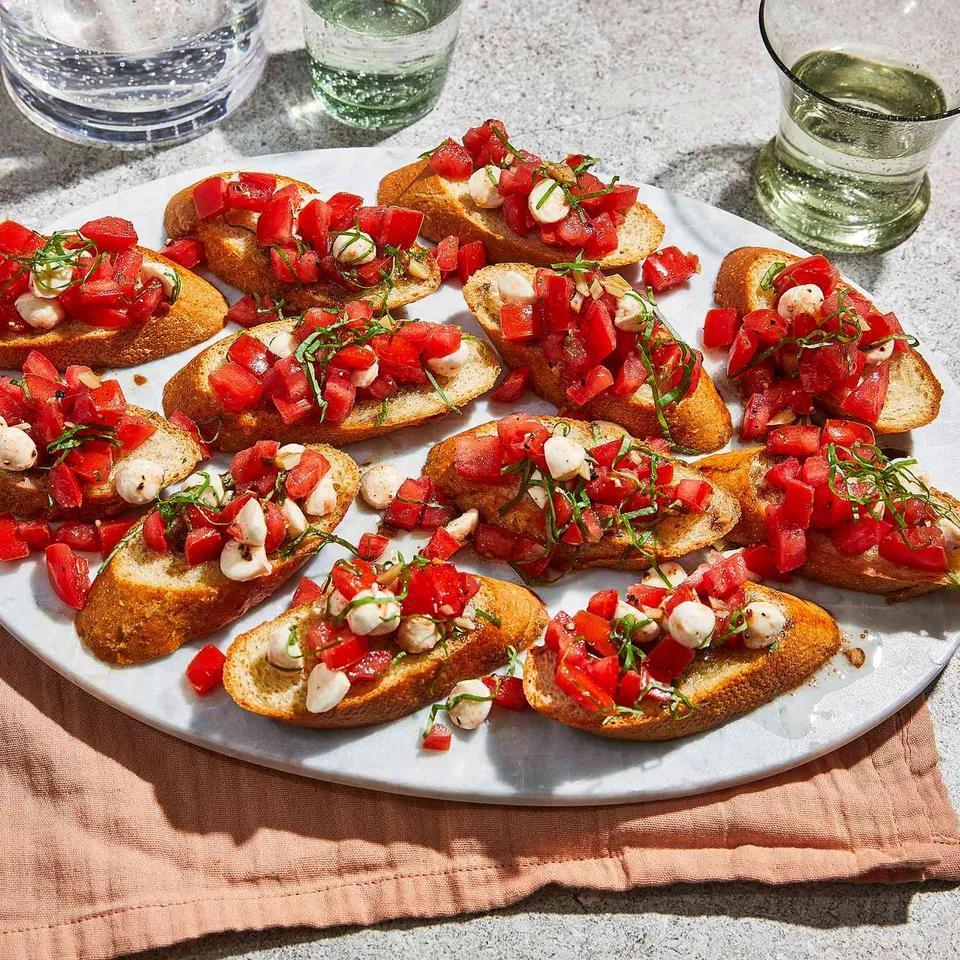 Brushetta A La Mozzarella