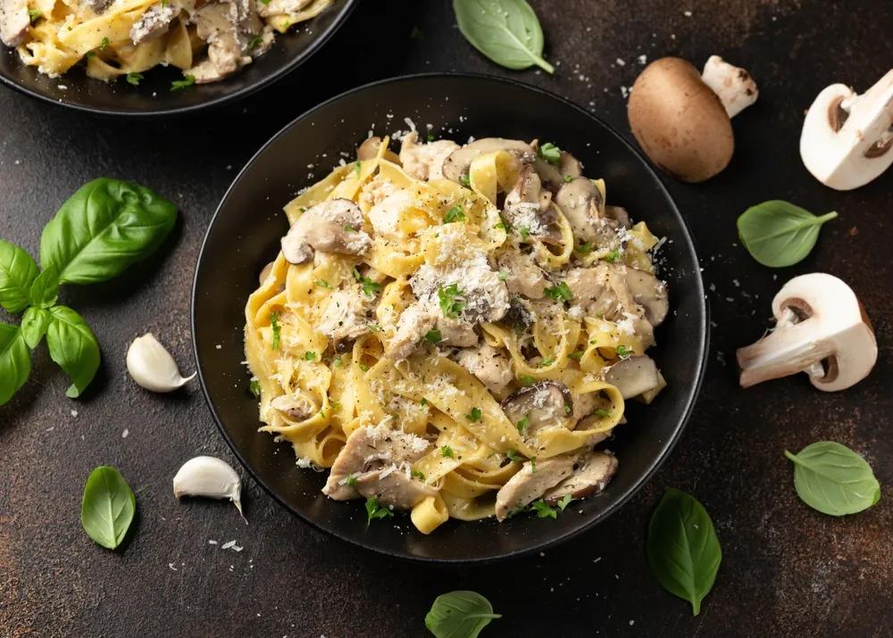 Tagliatelles au Poulet & Champignons