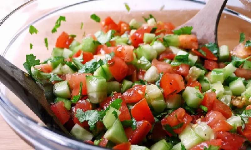 Salade De Tomate