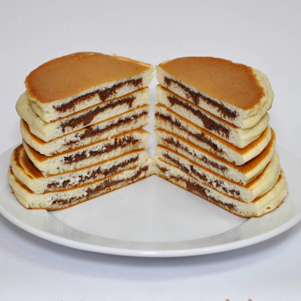 mini pancakes nutella