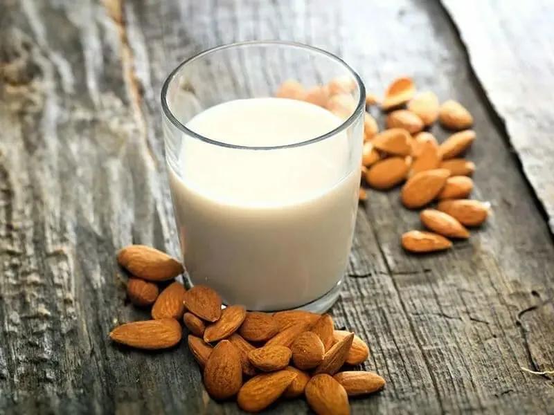 jus d'amandes