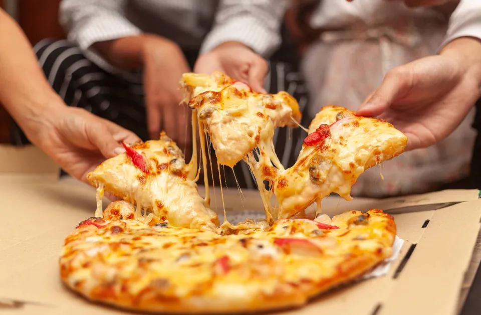 Pizza Poulet Fumé Blanche