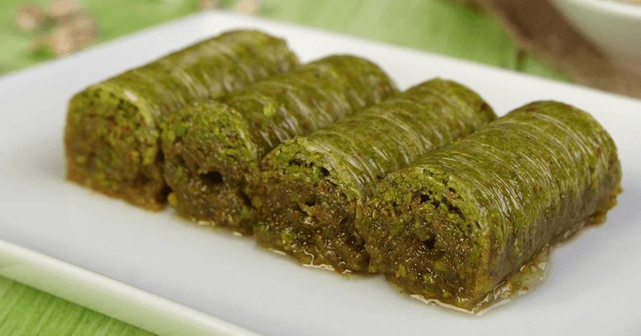 بقلاوة فستق خضراء