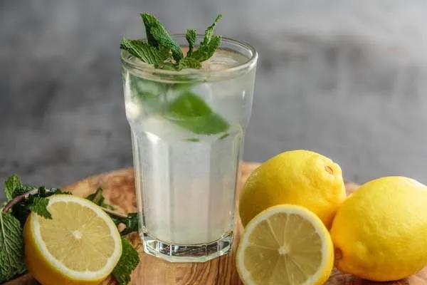 Virgin mojito