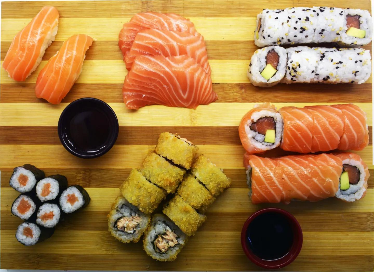 All Salmon  Box  35pcs