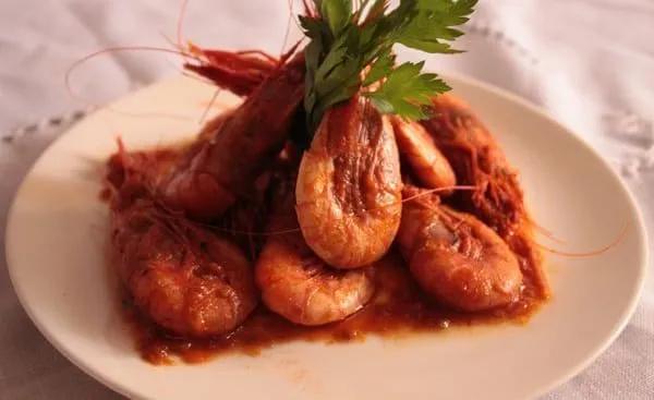 Crevettes En Sauce