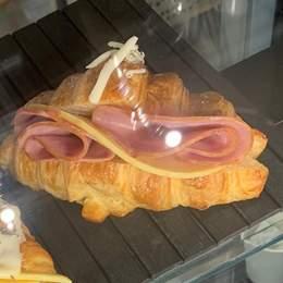 Croissant Jambon Fromage