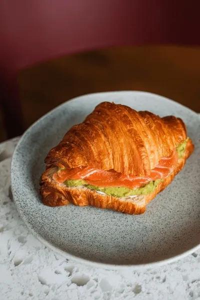 Croissant Salé Thon