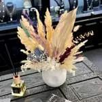 Vase purple touch