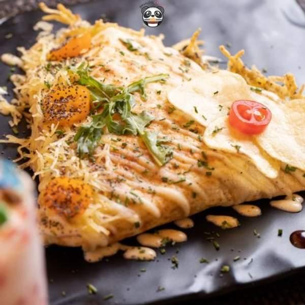 Crêpe Bolognaise, Champignons Et Mozzarella