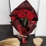 10 roses rouge embalage bordeau.