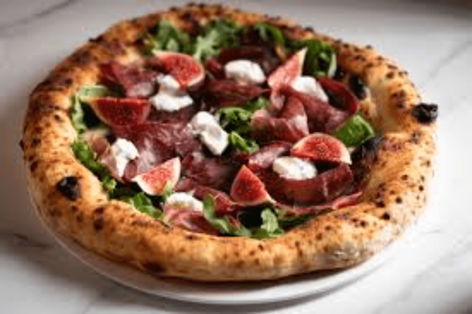Pizza Bresaola acheté la deuxième gratuite