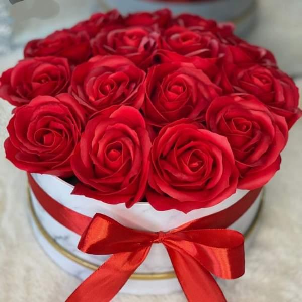 Boite de Fleurs rouge Moyenne