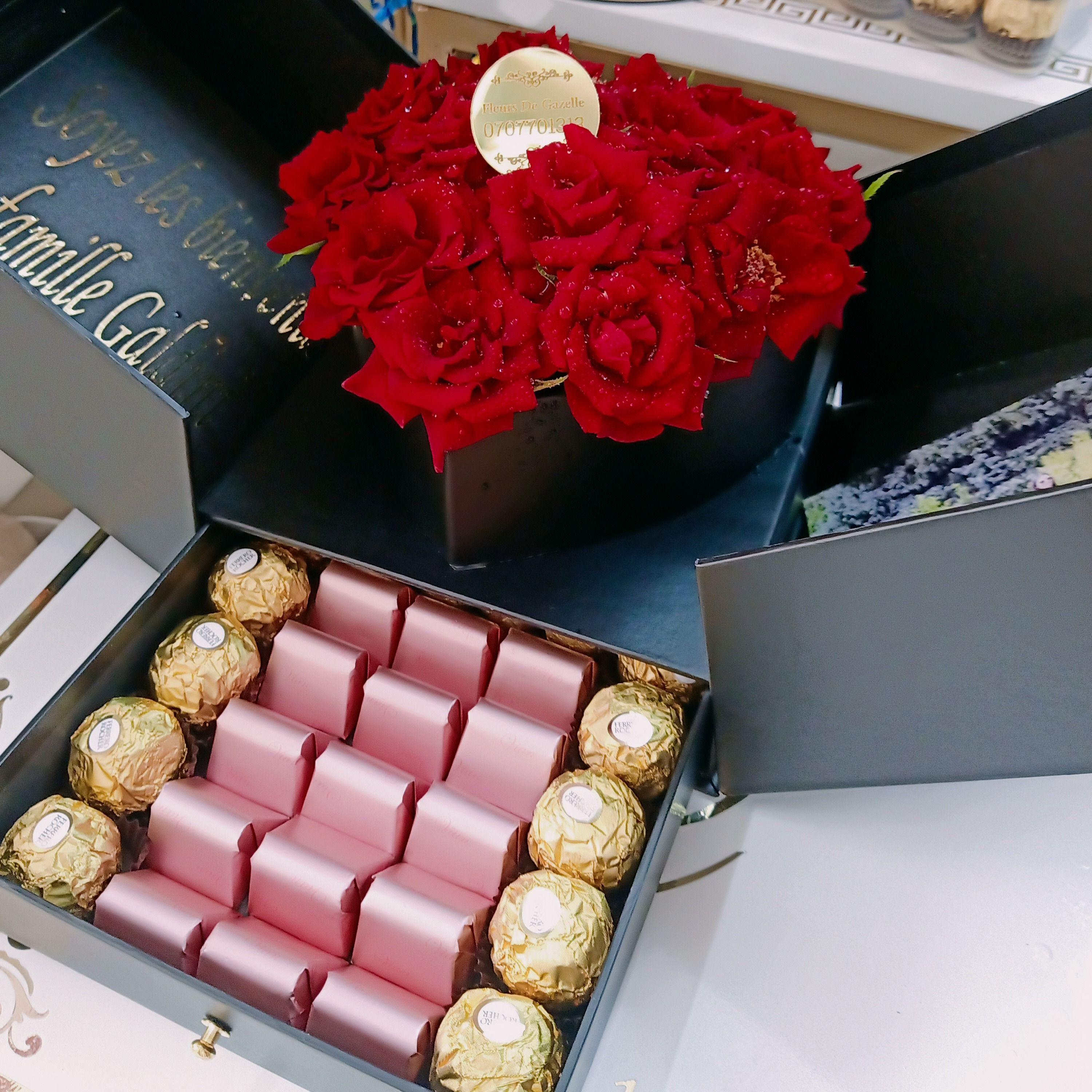 Coffret de roses et chocolats sans impression