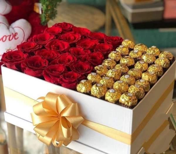 Boite de Fleurs et chocolat