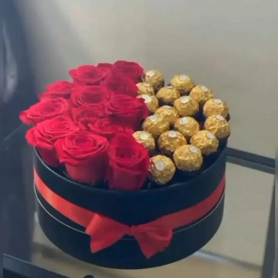 Boite de Fleurs et chocolat Rouge