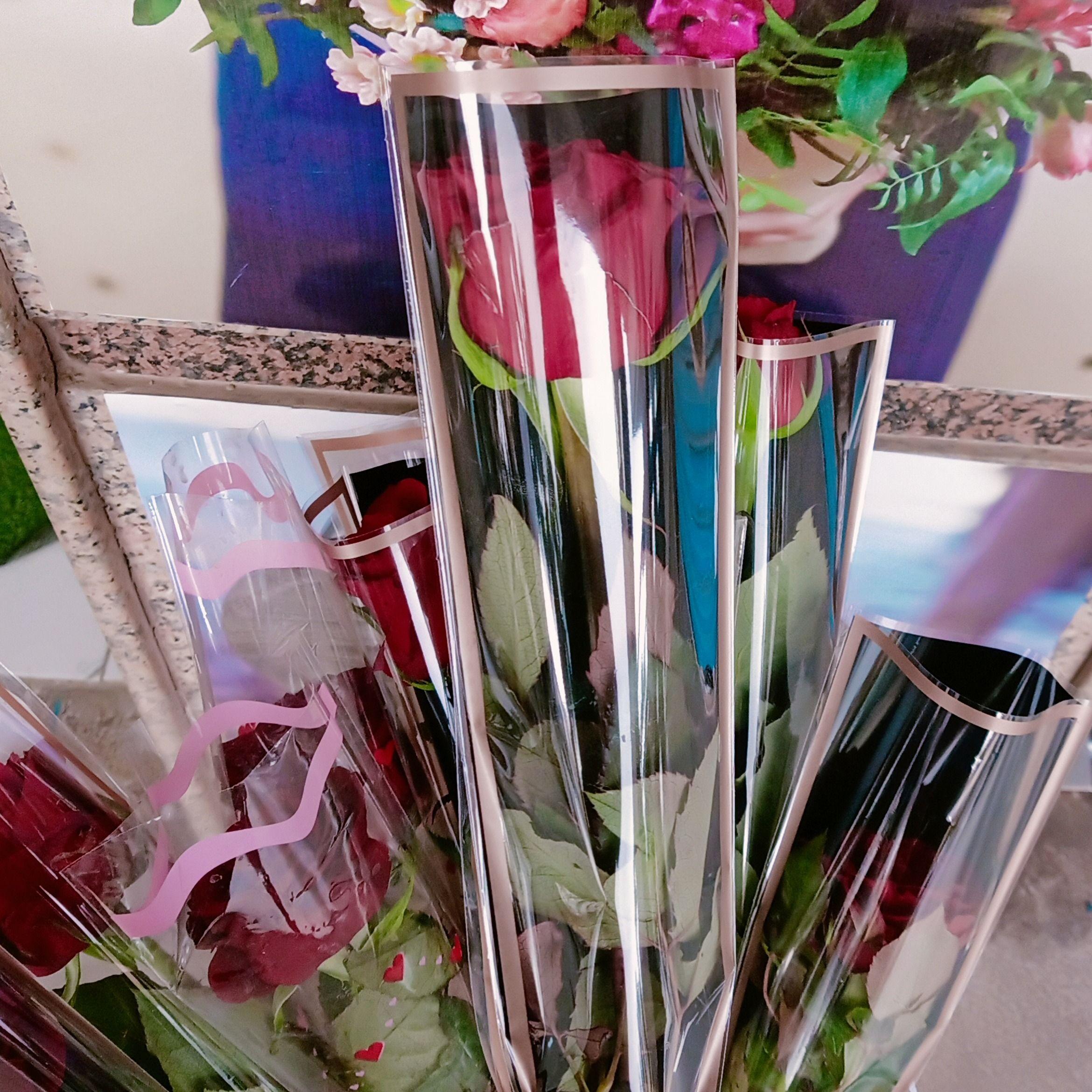 Des roses simples naturelles pour les êtres les plus précieux