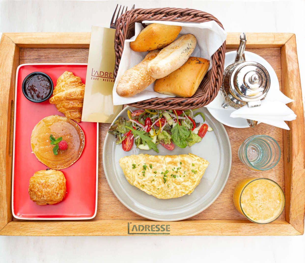 Petit Déjeuner Continental