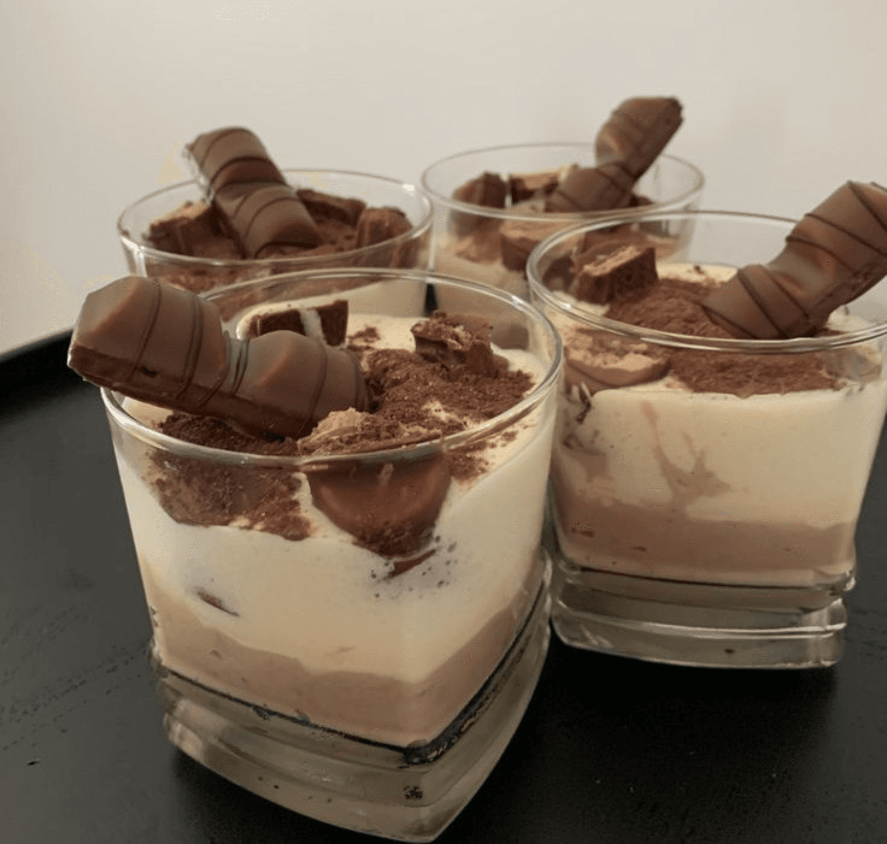 Tiramisu Kinder Bueno