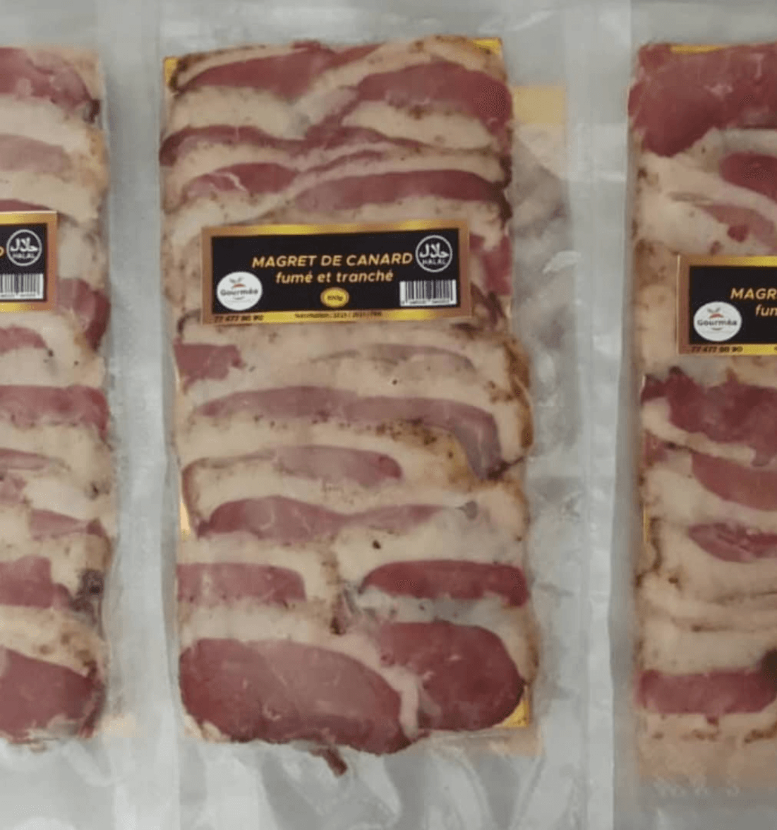 Magret de canard fumé et tranché