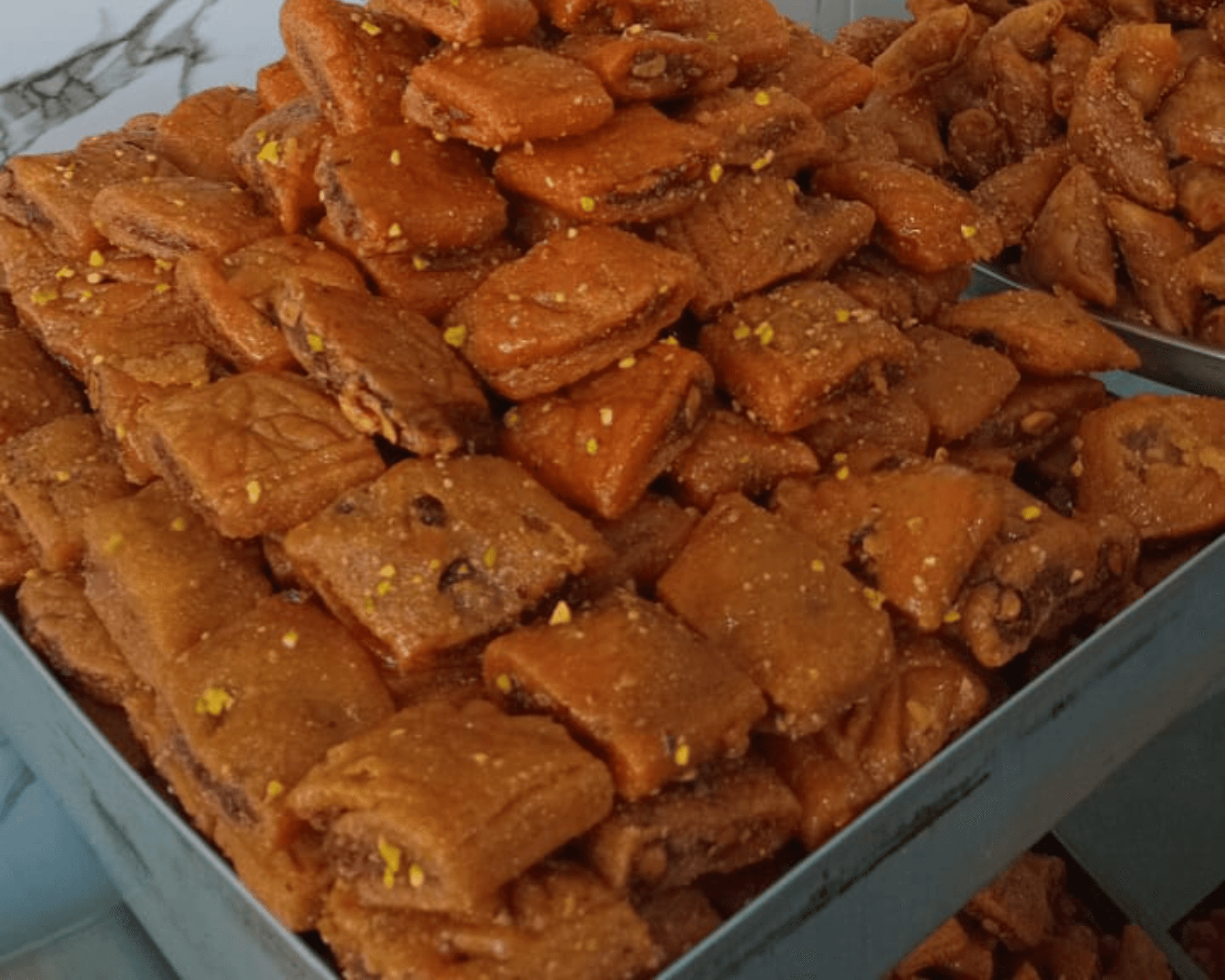 مقروض روايال