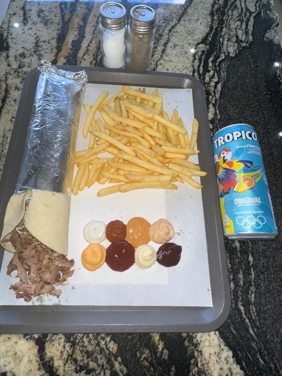 Sandwich Frites & Boisson Importée