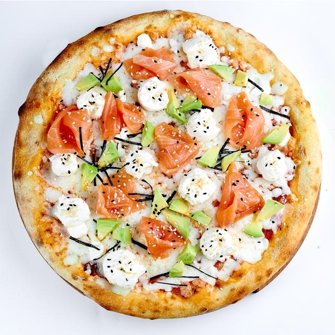 Woody Smoked Salmon Pizza