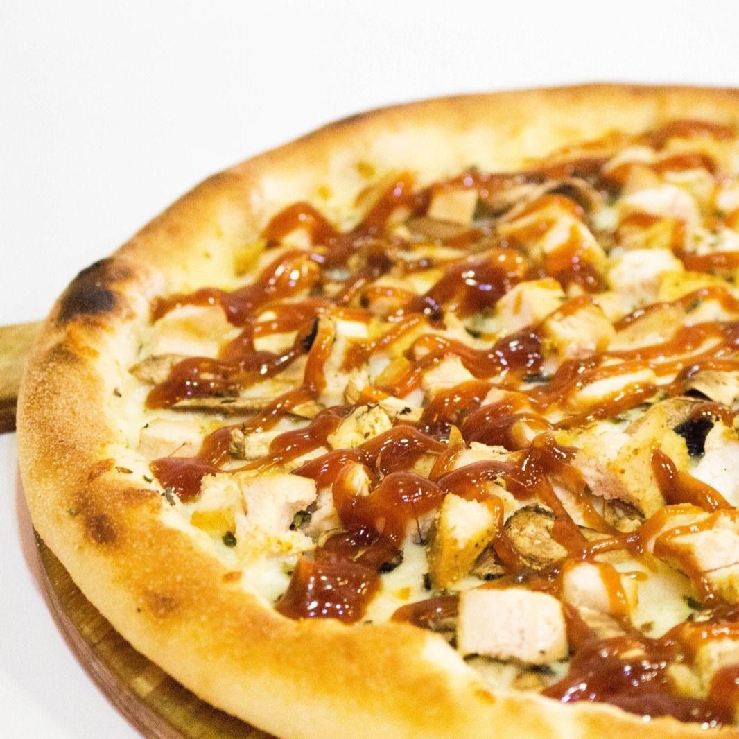 Pizza poulet sauce BBQ