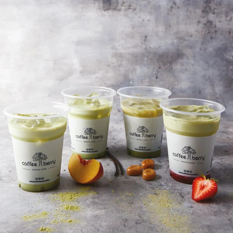 Iced Peach Matcha Latte