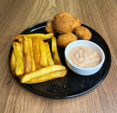 nugget ( frite et boisson inclus ) 