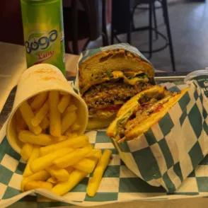 Mac & Jo's Burger