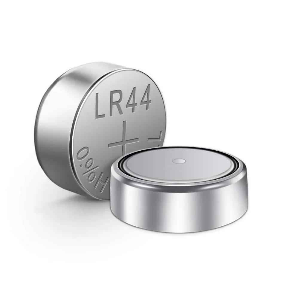Pile LR44
