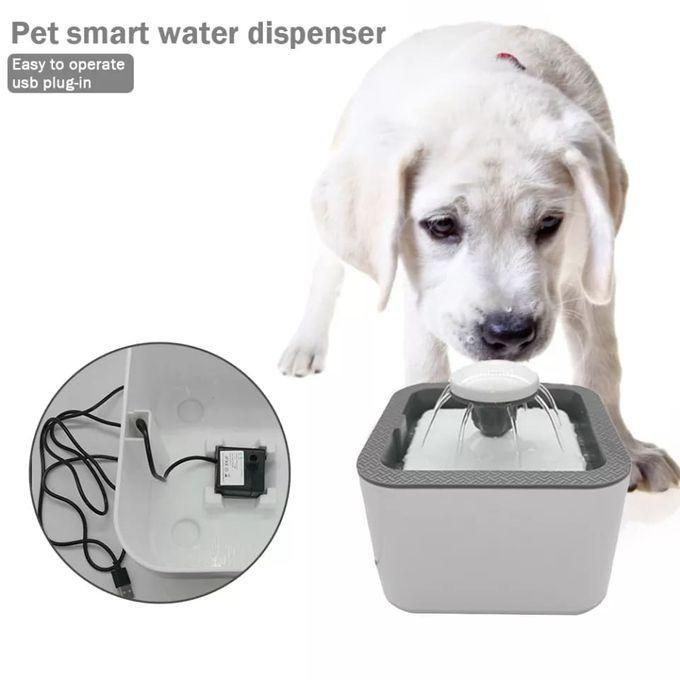 Fontaine et distributeur d'eau automatique recirculation pour chat et chien