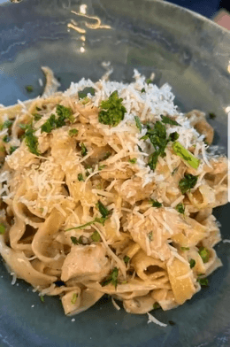 Tagliatelle Al Pollo
