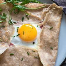 Crêpe Oeuf Charcuterie Fromage