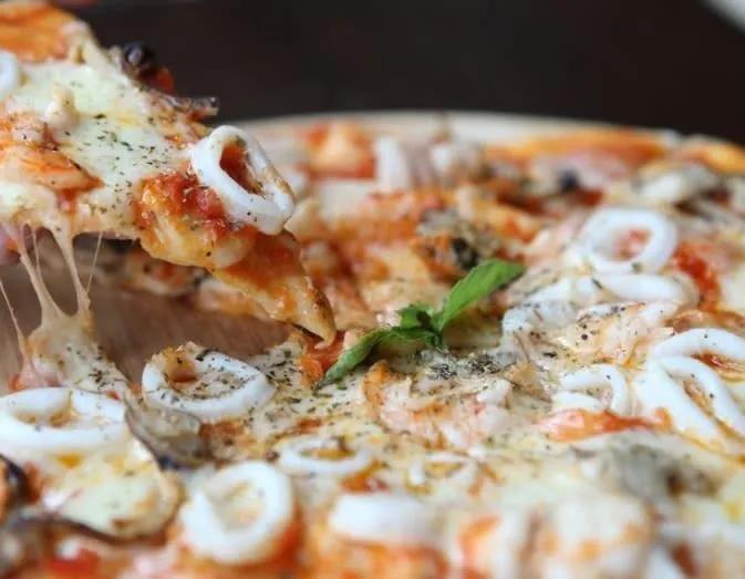 Pizza Fruits de Mer