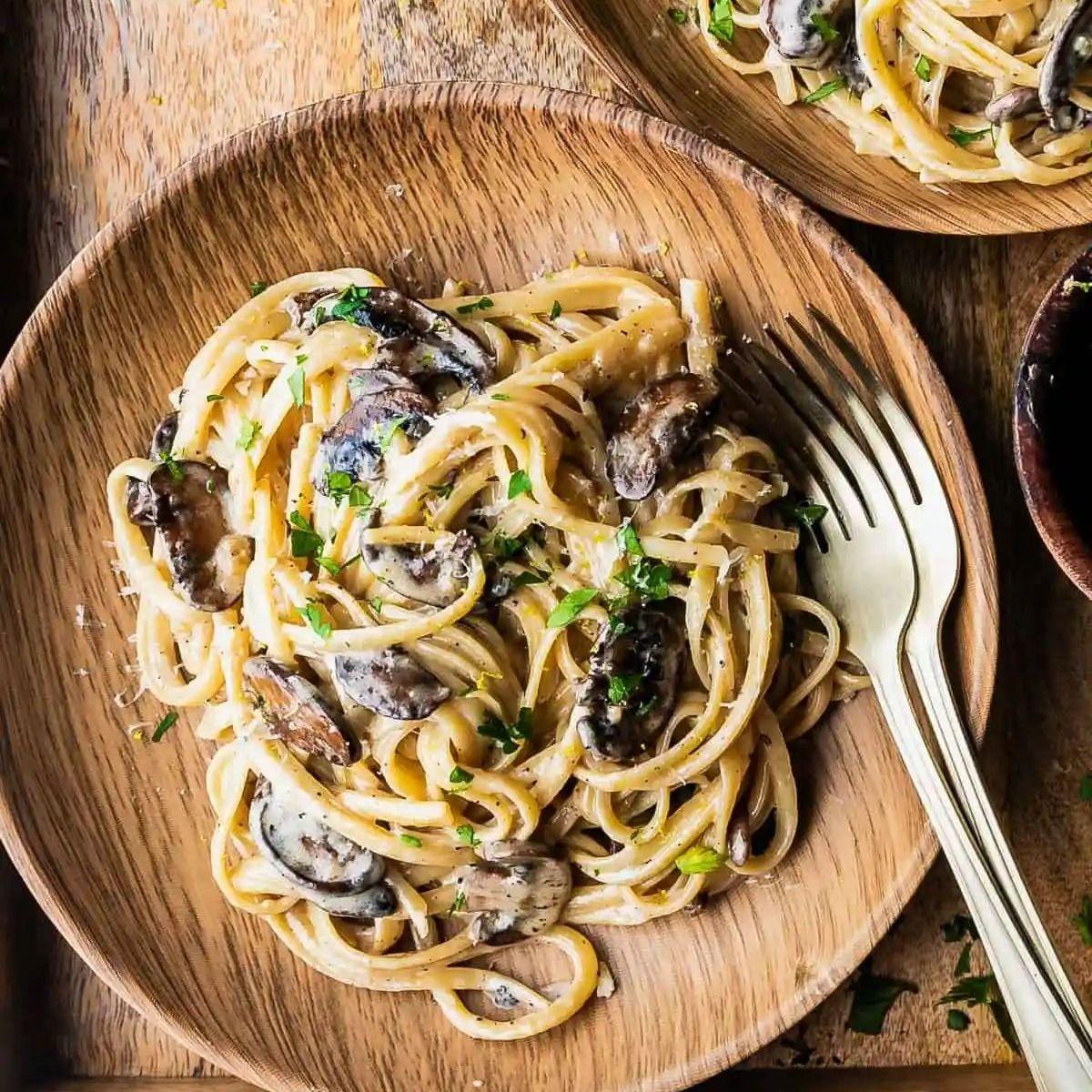 Pasta Al tartufo e funghi