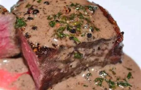 Filet de Bœuf au Poivre