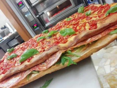 Pizza  (40 cm) Bords farcis