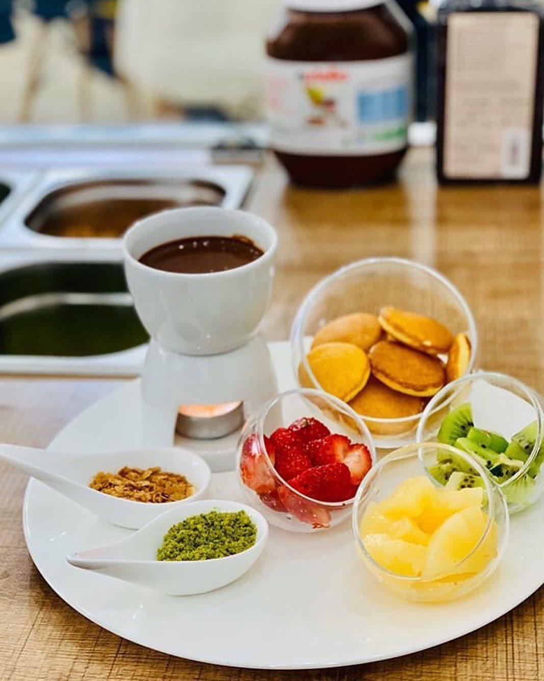 Fondue Au Chocolat Avec Mini Pancke