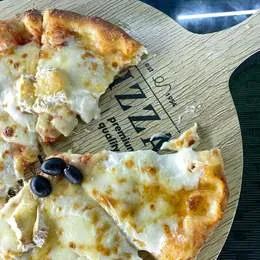 Pizza 4 Fromages * Médium *